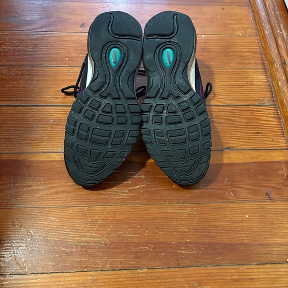 Nike Air Max 97 Black Grape - Picture 4 of 7